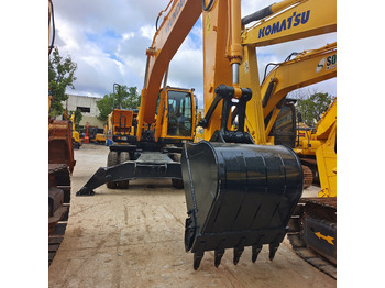 Mobilbagger HYUNDAI 210W-9: das Bild 2