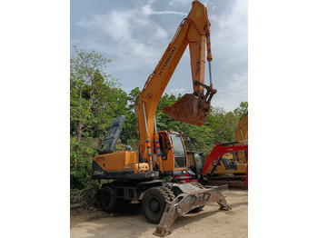 Mobilbagger HYUNDAI 210W-9 T: das Bild 5