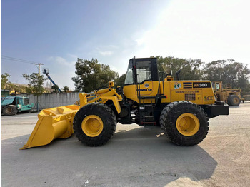 KOMATSU WA380 Radlader
