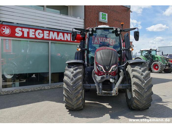 VALTRA N-series Traktor