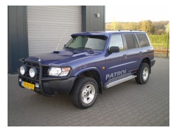 PKW Nissan Patrol GR 2.8 Tdi 5 deurs 5 Deurs Long Body: das Bild 1