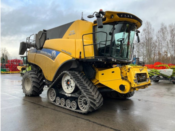 NEW HOLLAND CR series Mähdrescher