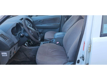 SUV/ Geländewagen Toyota Hilux Double Cab 4x4: das Bild 5