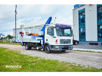 LKW mit Arbeitsbühne