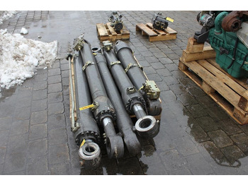 Hydraulikzylinder für Baumaschine Volvo W 160 B: das Bild 2