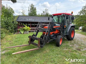 KUBOTA Traktor
