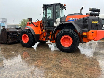 HITACHI ZW220 Radlader