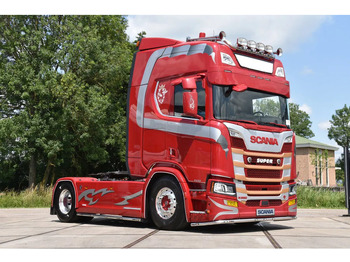 SCANIA R 650 Sattelzugmaschine