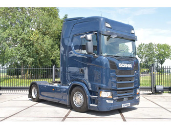 SCANIA S 450 Sattelzugmaschine