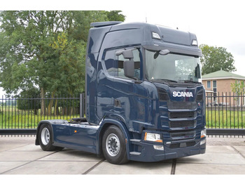 SCANIA S 450 Sattelzugmaschine