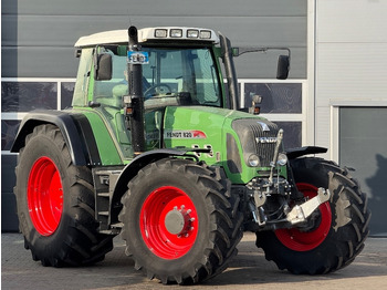 FENDT 820 Vario Traktor