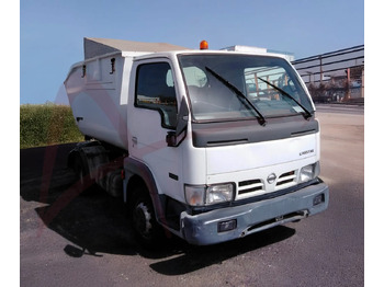 NISSAN LKW
