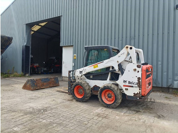 BOBCAT S590 Kompaktlader