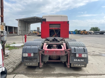 Sattelzugmaschine MAN TGA 26.480 6x4: das Bild 3