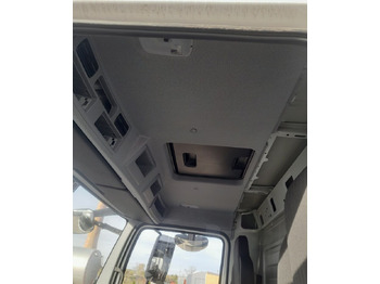 MERCEDES-BENZ Atego Fahrerhaus und Interieur