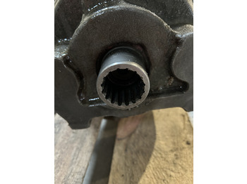 Hydraulikmotor für Kettenbagger LIEBHERR CMVE 108: das Bild 3