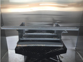 LIEBHERR Fahrerhaus und Interieur