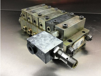 LIEBHERR Hydraulik