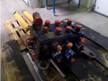 LIEBHERR Hydraulik