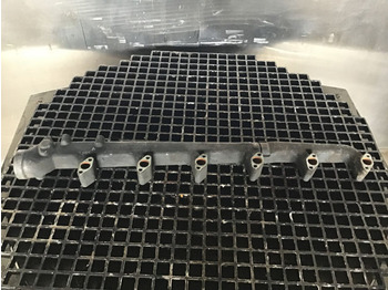 Kühlsystem Liebherr Water Collecting pipe: das Bild 5