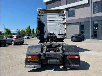 Sattelzugmaschine Renault T460 / 2x Tank / Euro 6: das Bild 5
