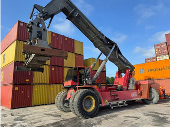 SMV Reach stacker