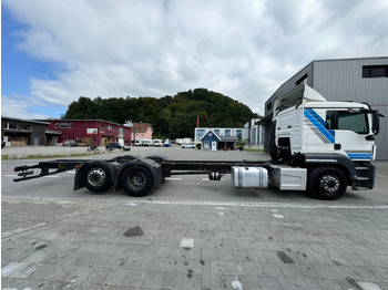 Fahrgestell LKW MAN TGS 26.440 6x2 Chassis: das Bild 4