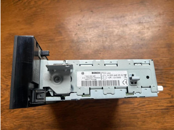 Fahrerhaus und Interieur für LKW Mercedes-Benz Actros MP4 TCC Low Radio A0004466562: das Bild 4