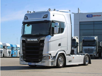 SCANIA S 520 Sattelzugmaschine