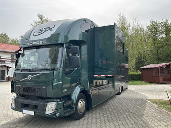 VOLVO FL6 Pferdetransporter