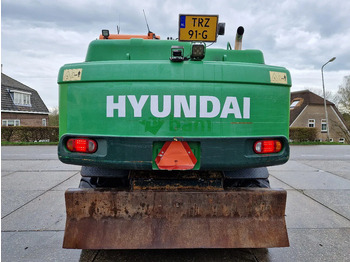 Mobilbagger Hyundai Robex 160W-9A met 6-cilinder Cummins motor: das Bild 3