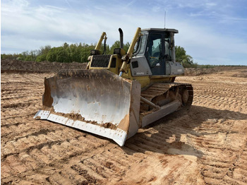 KOMATSU D65 Bulldozer