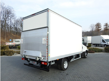 Koffer Transporter IVECO DAILY 35C16 BOX LIFT 8 PALLETS CRUISE CONTROL TWIN WHEELS AIR CONDITIONING 160HP: das Bild 3 Koffer Transporter IVECO DAILY 35C16 BOX LIFT 8 PALLETS CRUISE CONTROL TWIN WHEELS AIR CONDITIONING 160HP: das Bild 3