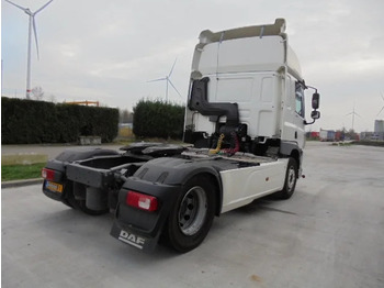 Sattelzugmaschine DAF CF 400 CF85-400: das Bild 4