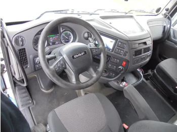 Sattelzugmaschine DAF XF 440 SUPER SPACE CAB: das Bild 4
