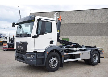 Abrollkipper MAN TGM 18.320: das Bild 2