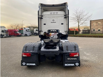 Sattelzugmaschine Scania R520 / RETARDER / DOUBLE TANK / AUTOMATIC / PARK-COOL / EURO-6 / 2015: das Bild 4