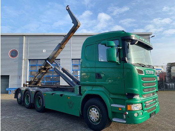 Abrollkipper Scania R520 V8 / 8X4 / BIG AXLE / AJK HOOKLIFT 30TON / LIFT+LENKACHSE / NAVI / LEATHER / FULL-AIR / AUTOMATIC / EURO-6 / 2015: das Bild 2