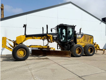 CATERPILLAR 140M Grader