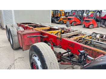 Fahrgestell LKW Mercedes-Benz 3228 8x4 chassis - v8: das Bild 4