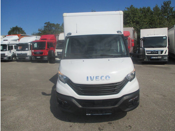 Koffer Transporter Iveco Daily 35C16: das Bild 2