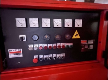 Stromgenerator Renault 220 kVa: das Bild 4