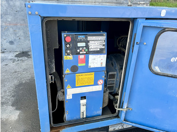 Stromgenerator SDMO 33 kVa diesel John Deere: das Bild 4