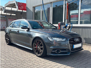 AUDI PKW