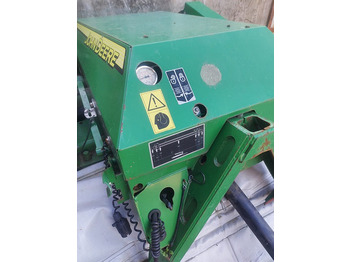 Mähwerk John Deere 131: das Bild 3