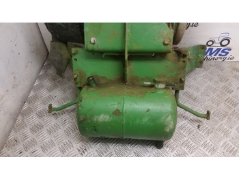 Luftfilter für Traktor John Deere 3350, 2250 Air Cleaner And Hydraulic Reservoir Al55540, Al66857: das Bild 2