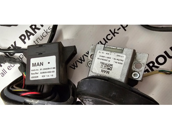Ersatzteile für LKW, Zustand - NEU MAN MAN TGX / TGS EURO6 steering controllers set, driving position buttons, steering column switch, steering stalk 81255016035, 81464306026, 81258056006, 81255090159, 81255090188, 81259370064, 81258056005: das Bild 3 Ersatzteile für LKW, Zustand - NEU MAN MAN TGX / TGS EURO6 steering controllers set, driving position buttons, steering column switch, steering stalk 81255016035, 81464306026, 81258056006, 81255090159, 81255090188, 81259370064, 81258056005: das Bild 3