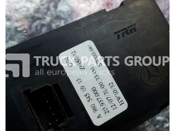 Armaturenbrett für LKW MERCEDES-BENZ MP4 control unit: das Bild 3