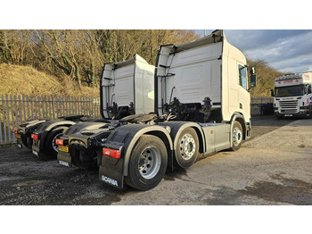 Sattelzugmaschine Scania R450: das Bild 4