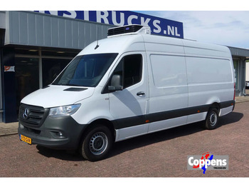 MERCEDES-BENZ Sprinter 317 Kühltransporter